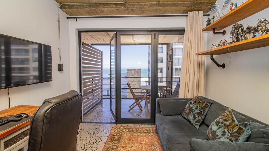 1 Bedroom Property for Sale in Beachfront Western Cape